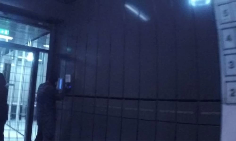 Επίθεση με γκαζάκια στα γραφεία εφημερίδων στο Παγκράτι